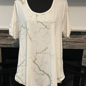 LulaRoe Large Morgan Cherry Blossom Shirt